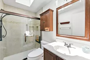 8573 Maineville Rd, Hamilton Township, OH 45039 - Photo 17