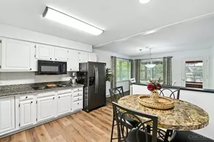 8573 Maineville Rd, Hamilton Township, OH 45039 - Photo 9