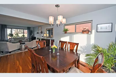 7311 Timberknoll Drive, Sycamore Township, OH 45242 - Photo 9