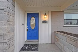 7311 Timberknoll Dr, Sycamore Township, OH 45242 - Photo 3