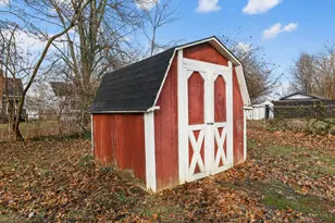 6837 Warder Dr, Cincinnati, OH 45224 - Photo 29