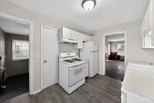 6837 Warder Dr, Cincinnati, OH 45224 - Photo 19