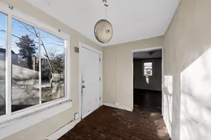 1435 Laidlaw Ave, Cincinnati, OH 45237 - Photo 5