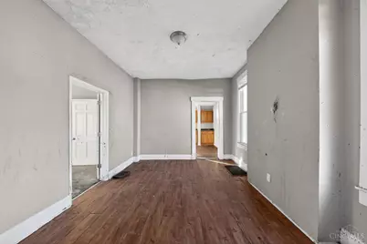1435 Laidlaw Avenue, Cincinnati, OH 45237 - Photo 7