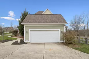 931 Winged Foot Way, Pierce Township, OH 45245 - Photo 3