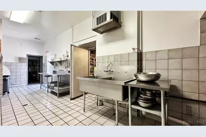 11483 Chester Road, Sharonville, OH 45246 - Photo 13