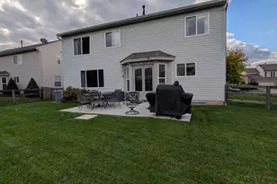 6640 Waverly Park, Hamilton Township, OH 45152 - Photo 37