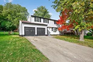 12161 Birchgrove Ct, Colerain Township, OH 45251 - Photo 3