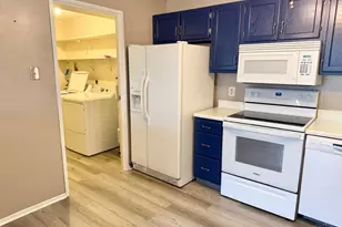 5442 Blue Sky Dr, Green Township, OH 45247 - Photo 9