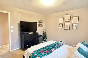 5442 Blue Sky Dr, Green Township, OH 45247 - Photo 13