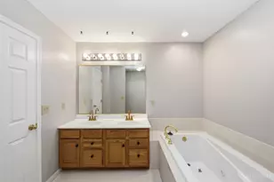 6120 Oakbridge Way, Miami Township, OH 45150 - Photo 29