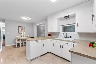 5524 Powell Rd, Huber Heights, OH 45424 - Photo 9