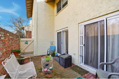 2111 Sutton Avenue #E, Cincinnati, OH 45230 - Photo 37