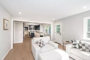 8205 Indian Trail Dr, Madeira, OH 45243 - Photo 17