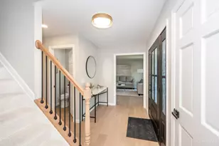 8205 Indian Trail Dr, Madeira, OH 45243 - Photo 3