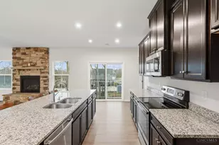 415 Pleasant Rdg Dr, Lebanon, OH 45036 - Photo 13