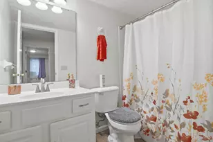 3161 Preserve Ln, Colerain Township, OH 45239 - Photo 9