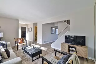 10 Woodside Ct, Springdale, OH 45246 - Photo 7