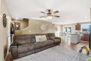 212 Wooded Ridge Dr, Batavia Township, OH 45102 - Photo 9