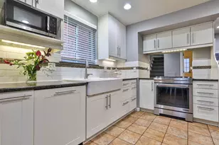 552 Ludlow Ave, Cincinnati, OH 45220 - Photo 15