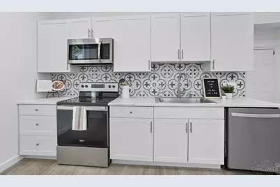 3475 Woodburn Avenue, Cincinnati, OH 45207 - Photo 5