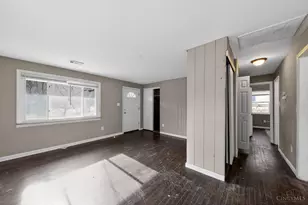 408 Roebling Rd, Delhi Township, OH 45204 - Photo 5