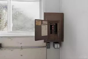 408 Roebling Rd, Delhi Township, OH 45204 - Photo 27