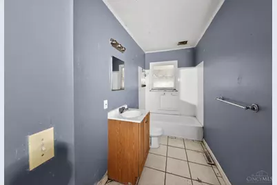 586 Brantner Lane, Union Township, OH 45244 - Photo 21