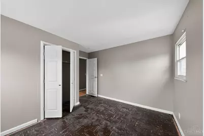 586 Brantner Lane, Union Township, OH 45244 - Photo 17