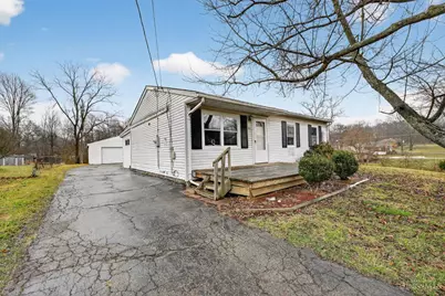 586 Brantner Lane, Union Township, OH 45244 - Photo 3