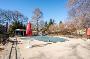 5913 Countryhills Dr, Green Township, OH 45233 - Photo 47