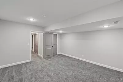 1033 Hearthstone Drive, Springfield Township, OH 45231 - Photo 49