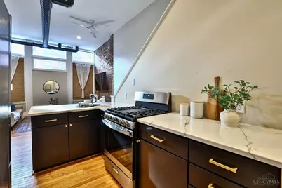 112 E Thirteenth Street #4, Cincinnati, OH 45202 - Photo 11