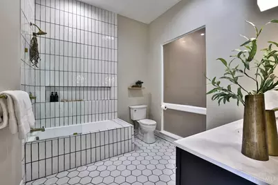 112 E Thirteenth Street #4, Cincinnati, OH 45202 - Photo 15