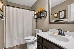 1334 E Fosters Maineville Rd, Hamilton Township, OH 45039 - Photo 21