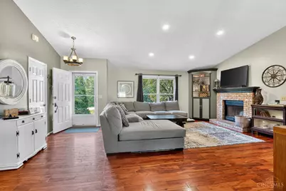 1334 E Fosters Maineville Road, Hamilton Township, OH 45039 - Photo 7