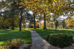 4237 N Yorkshire Square, Union Township, OH 45245 - Photo 5