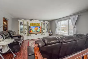 3069 Sovereign Dr, Colerain Township, OH 45251 - Photo 7