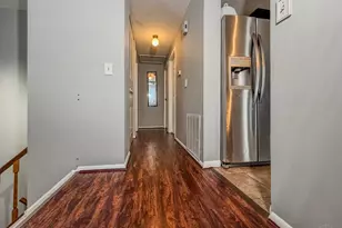 3069 Sovereign Dr, Colerain Township, OH 45251 - Photo 9