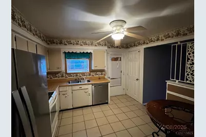 5675 Hollowview Court, Delhi Township, OH 45238 - Photo 7