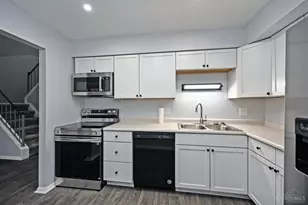 439 McIntosh Dr, Union Township, OH 45255 - Photo 11