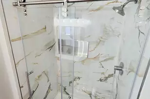 12181 Regency Run Ct, Springfield Township, OH 45240 - Photo 7