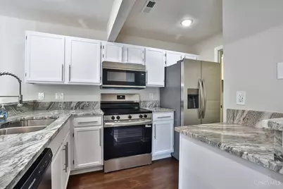 12181 Regency Run Court #5, Springfield Township, OH 45240 - Photo 17