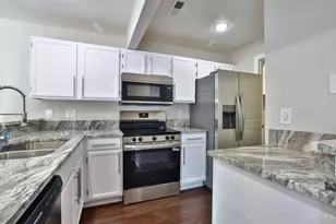 12181 Regency Run Ct, Springfield Township, OH 45240 - Photo 17