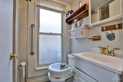 5366 Tyndall Avenue, Cincinnati, OH 45233 - Photo 17