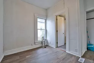 5366 Tyndall Ave, Cincinnati, OH 45233 - Photo 15