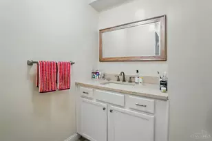 2200 Victory Pkwy, Cincinnati, OH 45206 - Photo 17