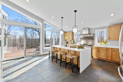 8675 Camargo Club Drive, Indian Hill, OH 45243 - Photo 15