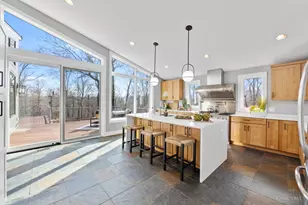 8675 Camargo Club Dr, Indian Hill, OH 45243 - Photo 15