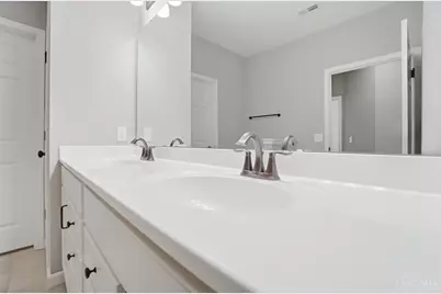 4895 Osprey Pointe Drive, Liberty Township, OH 45011 - Photo 37